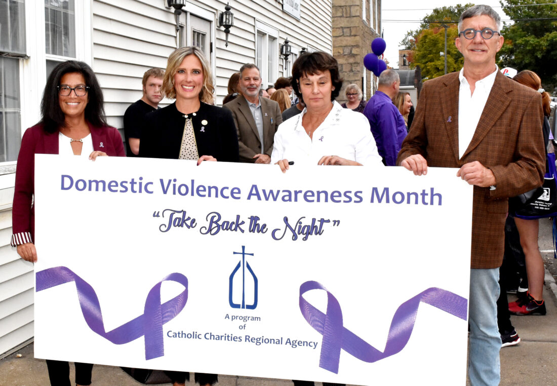 Reach out: Domestic violence victim advocates for others | News, Sports,  Jobs - Morning Journal